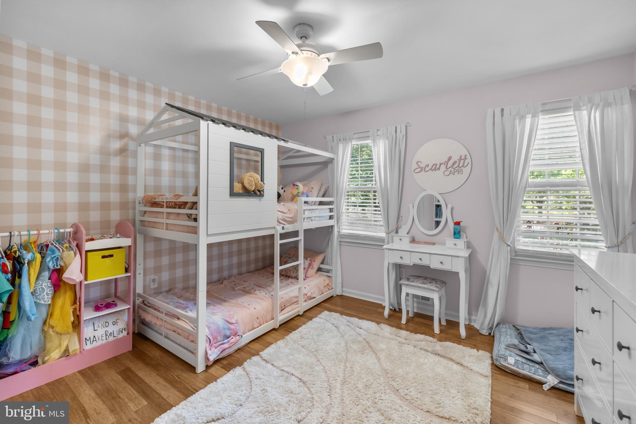 COUNTRY CLUB LAKE - Residential