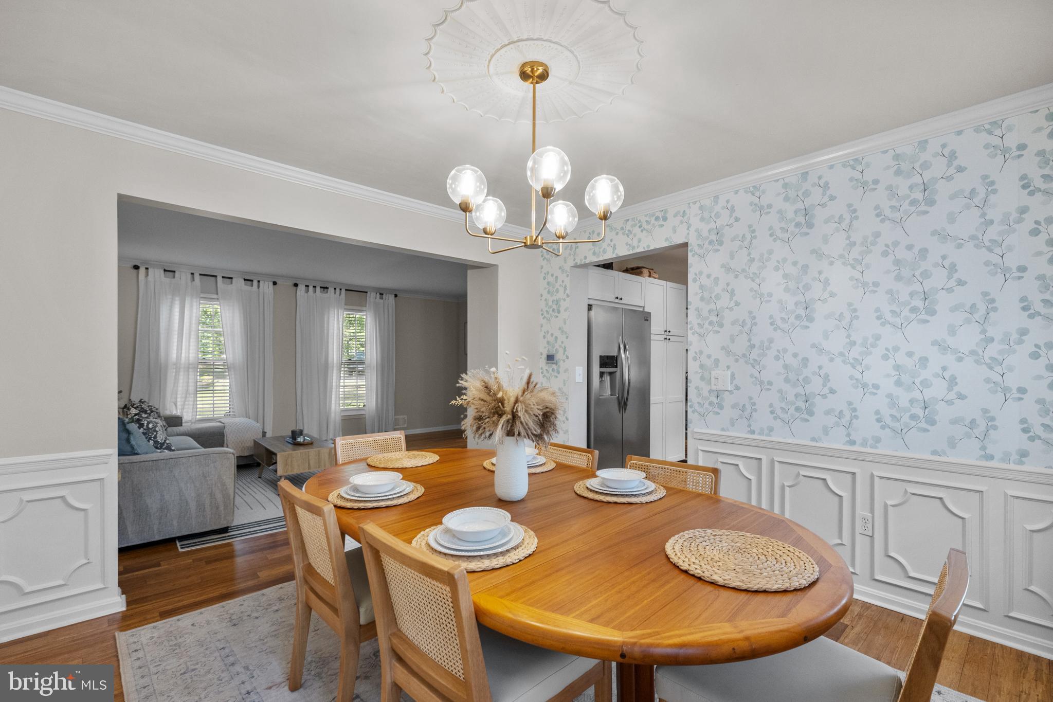 COUNTRY CLUB LAKE - Residential