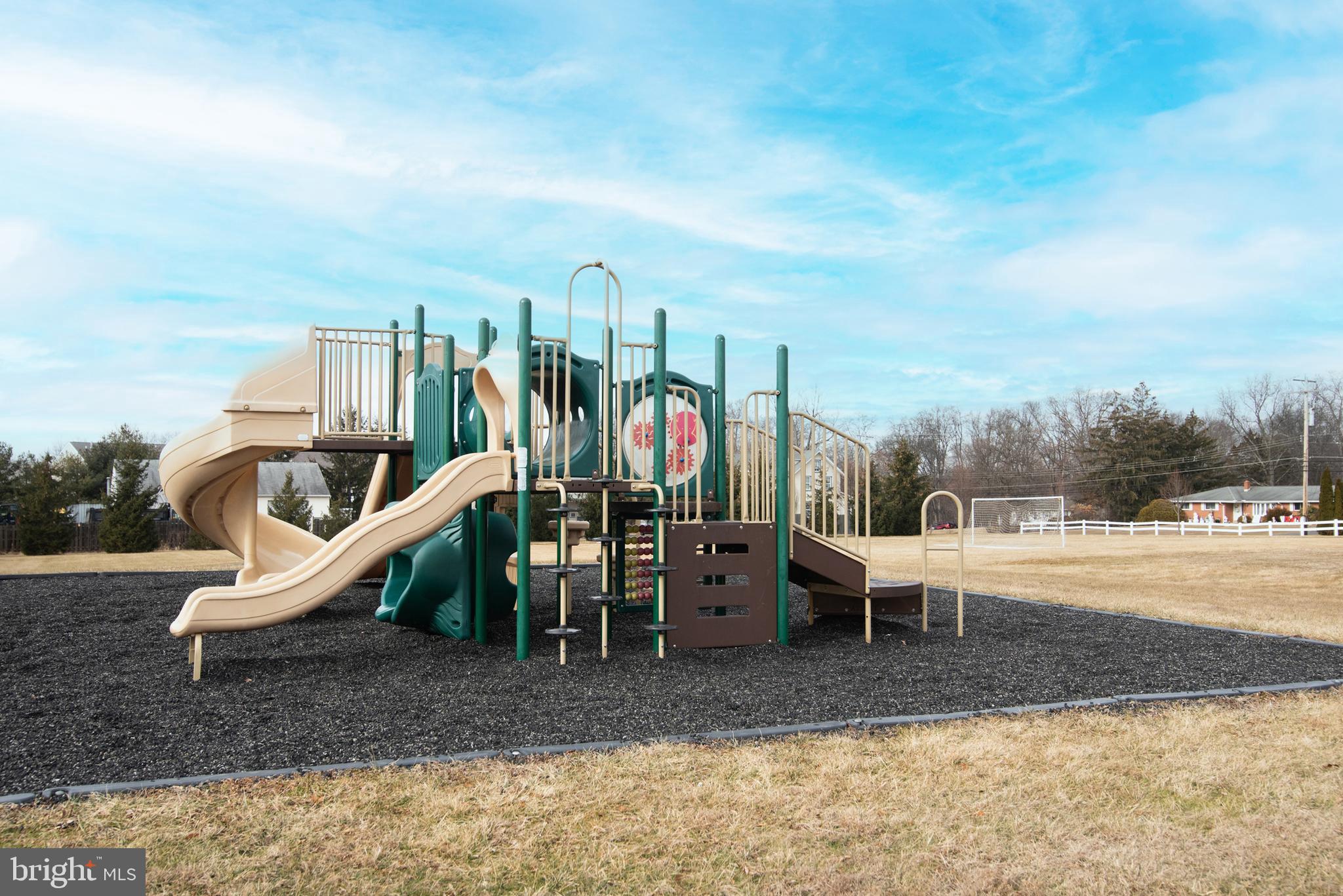 COUNTRY VIEW ESTATES - Residential