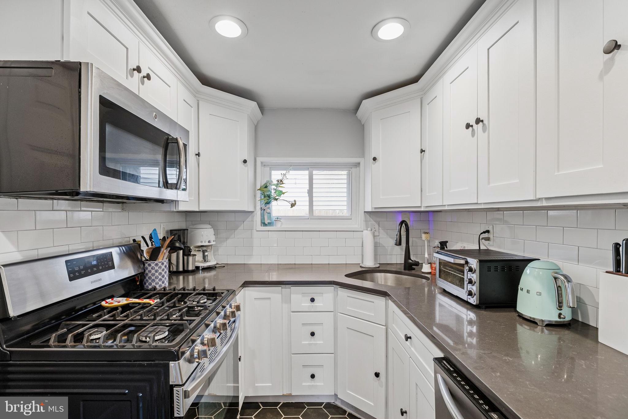 GRADUATE HOSPITAL - Residential