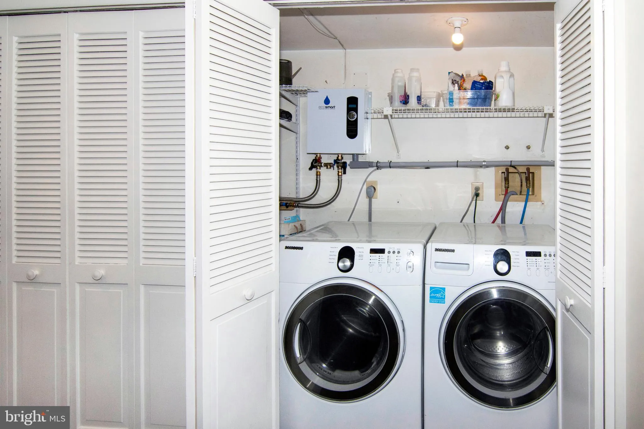 Mantua, New Jersey 08051, United States, 3 Bedrooms Bedrooms, ,3 BathroomsBathrooms,Residential,Active,135516