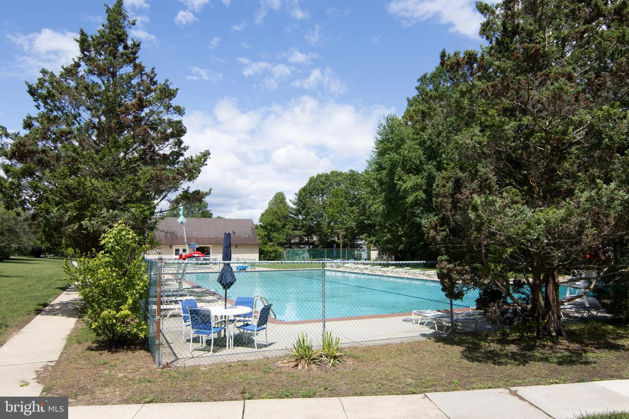 Mantua, New Jersey 08051, United States, 3 Bedrooms Bedrooms, ,3 BathroomsBathrooms,Residential,Active,135516