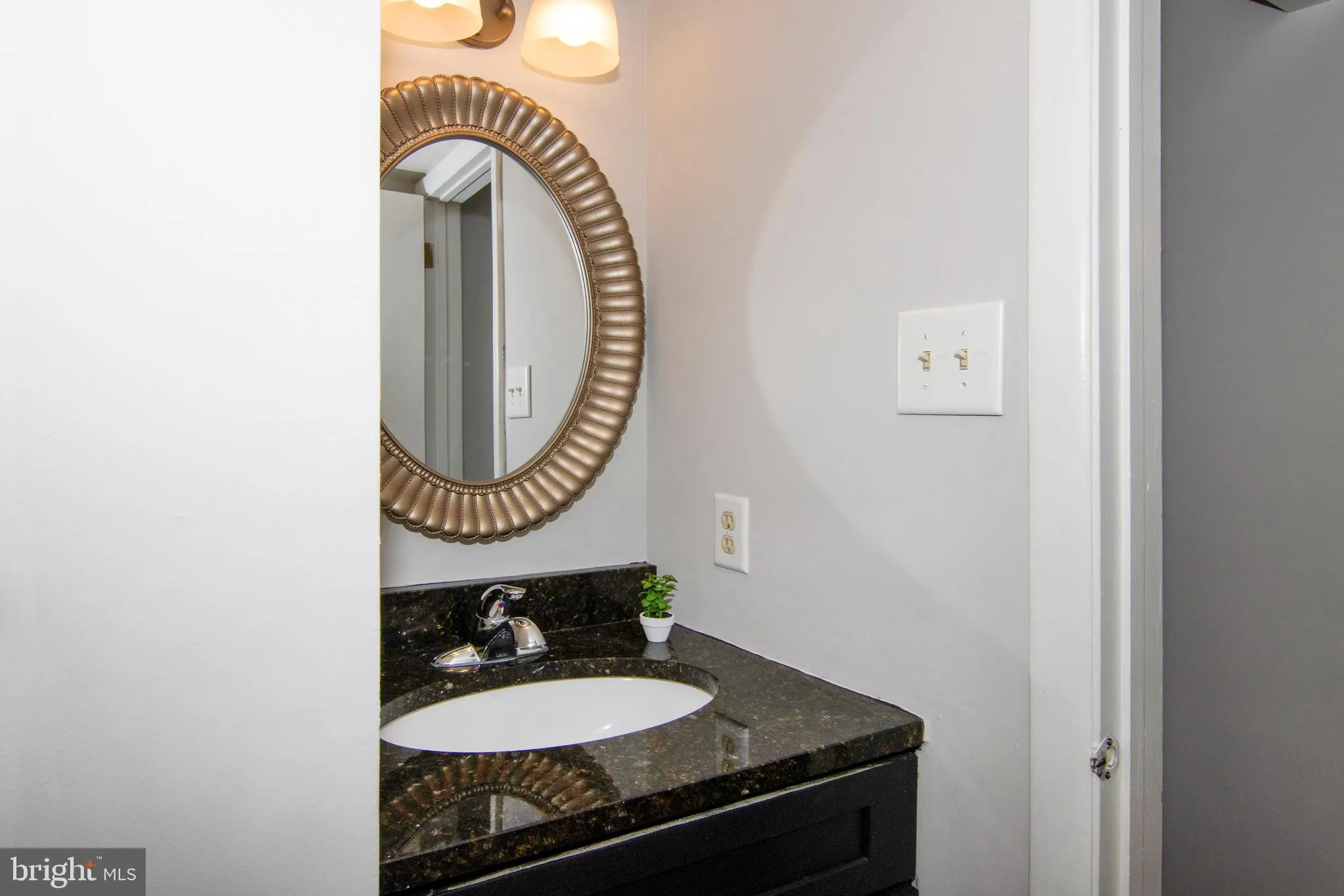 Mantua, New Jersey 08051, United States, 3 Bedrooms Bedrooms, ,3 BathroomsBathrooms,Residential,Active,135516