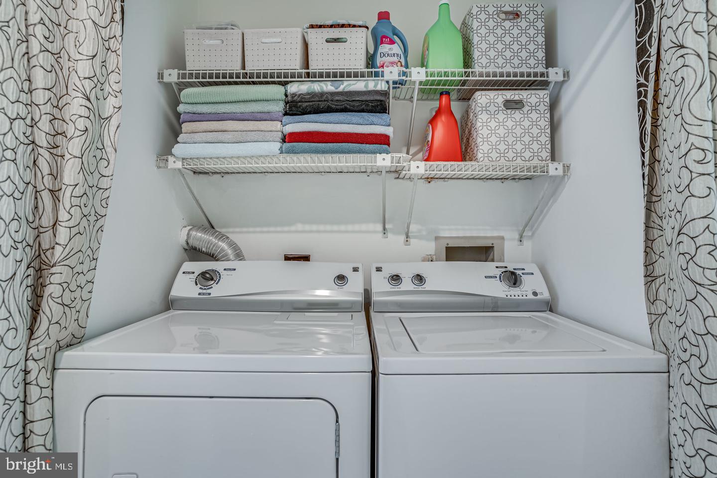 ST CHARLES LANCASTER - Residential Lease