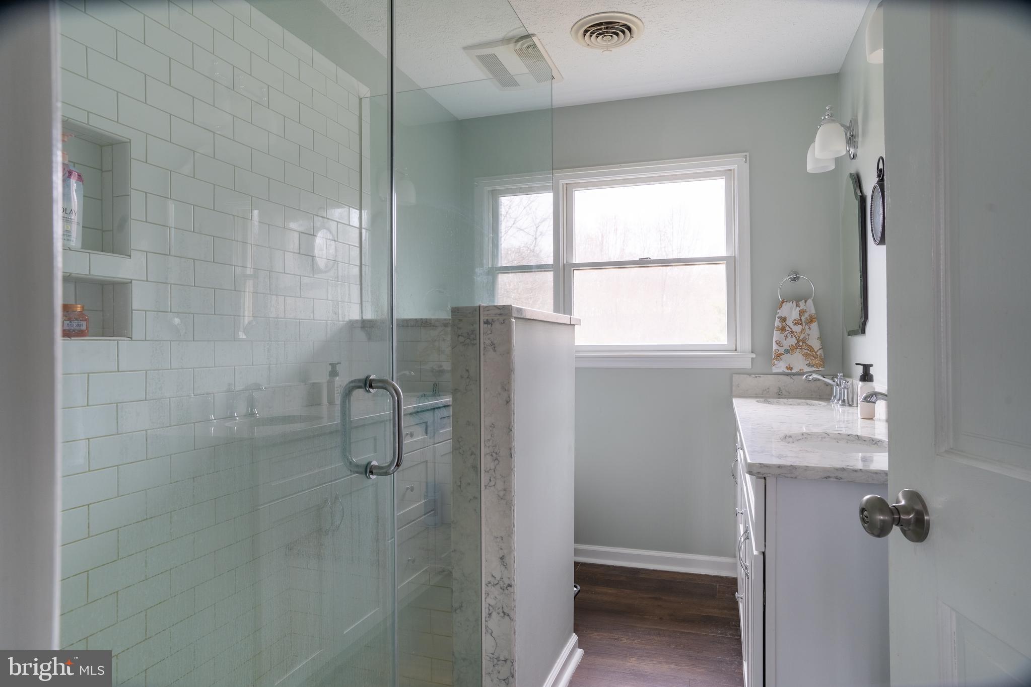 SHANLIN RIDGE - Residential