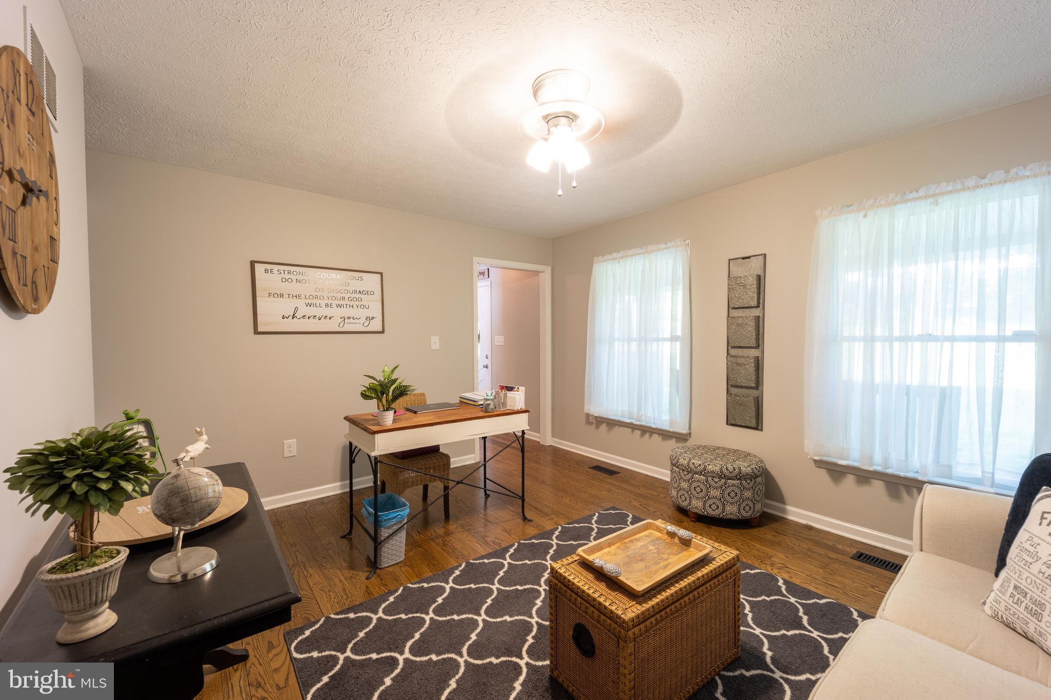 SHANLIN RIDGE - Residential