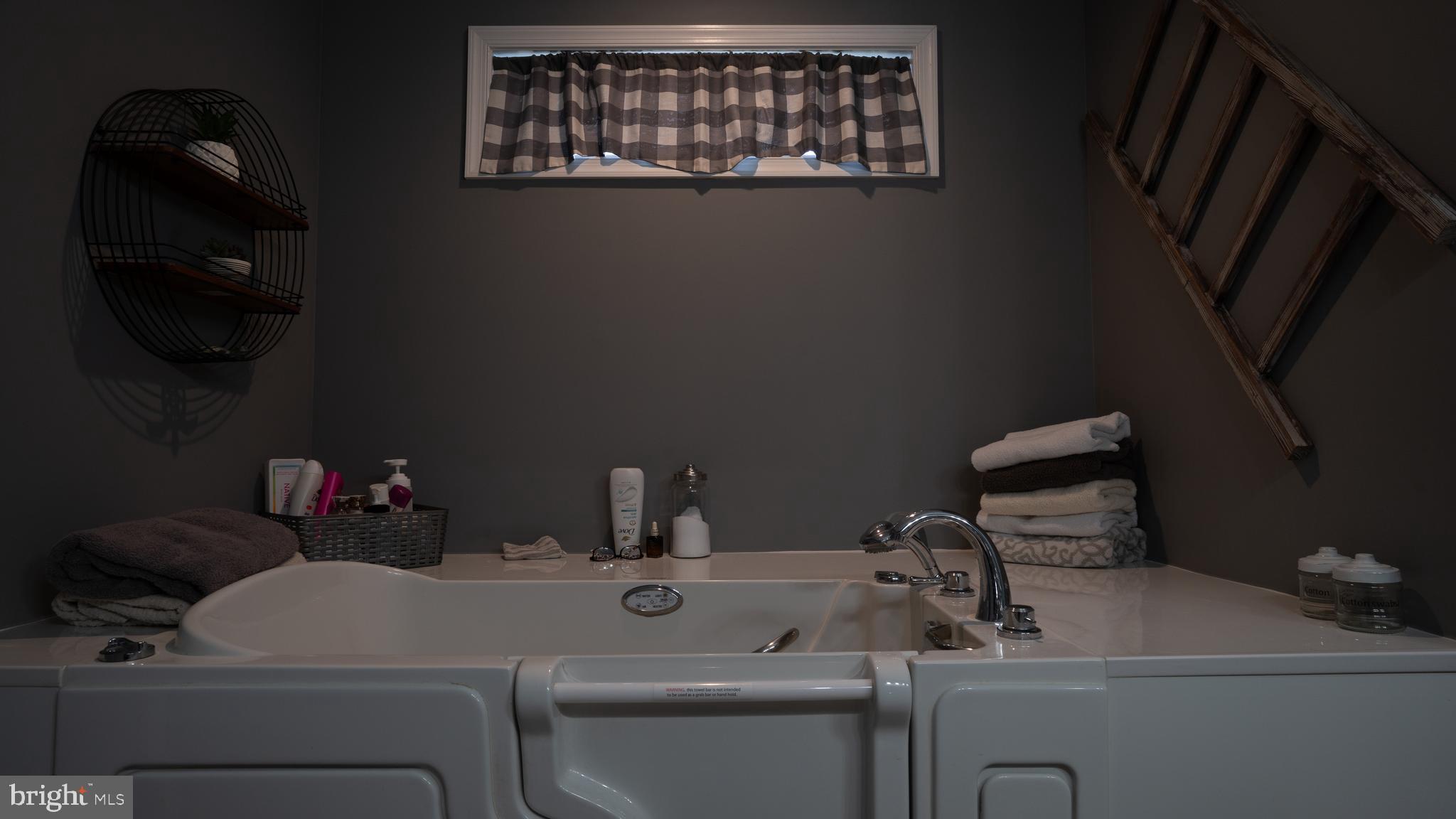 SHANLIN RIDGE - Residential