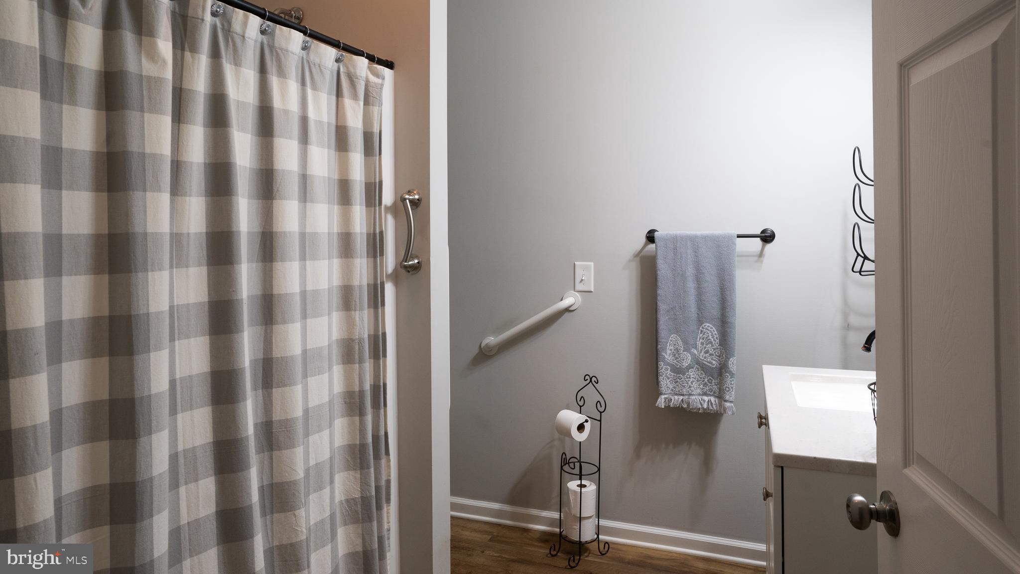 SHANLIN RIDGE - Residential