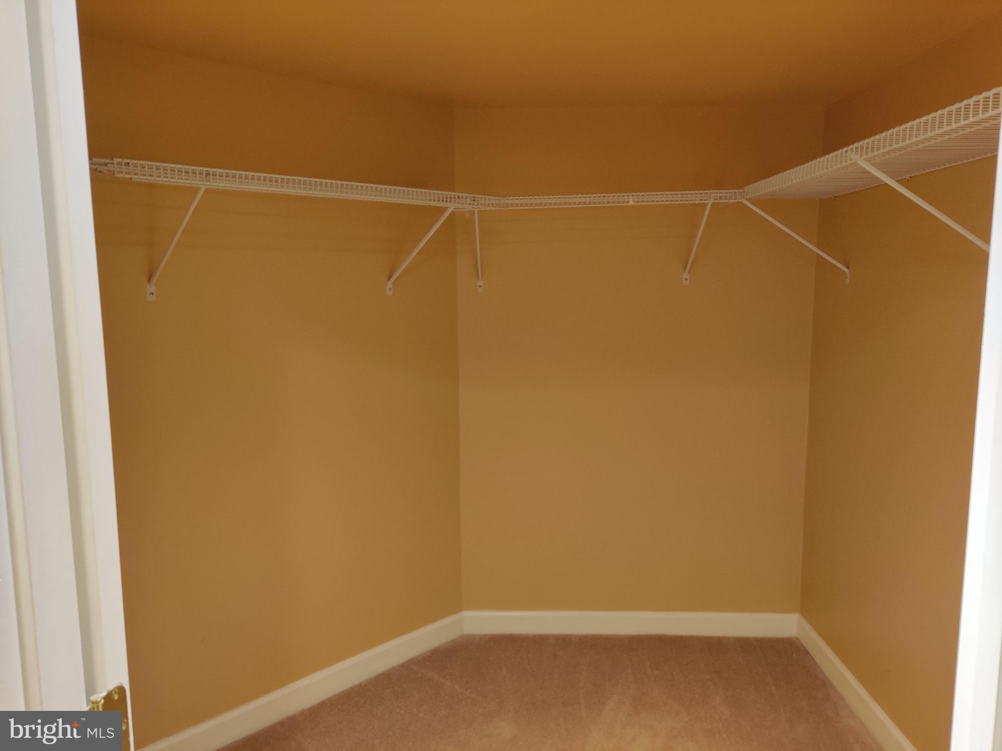 BARRETTS CROSSING - Residential Lease