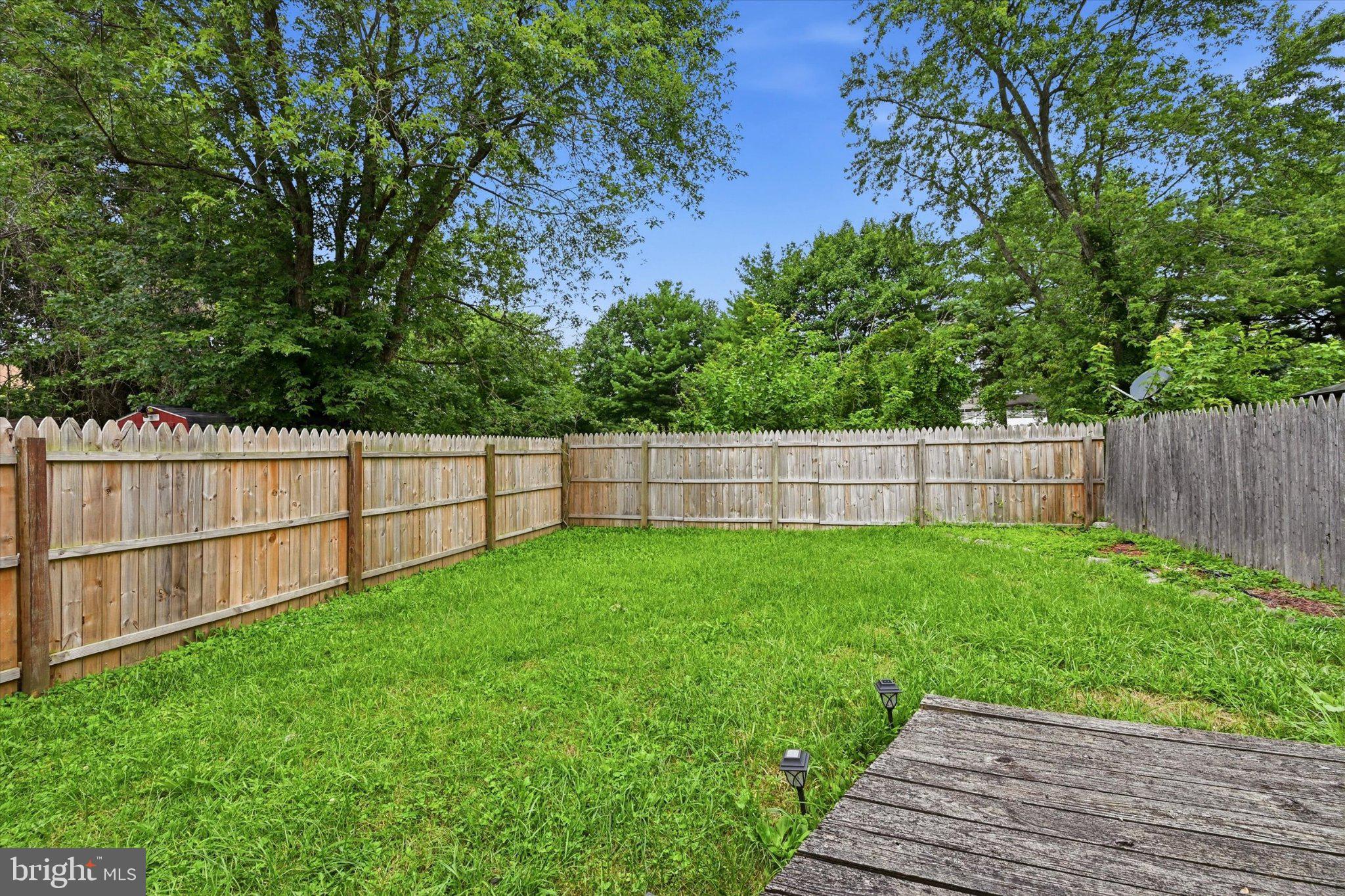 1402 FLANDERS WAY