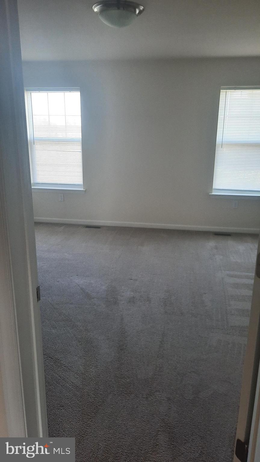 ADMIRALS QUAY - Residential Lease