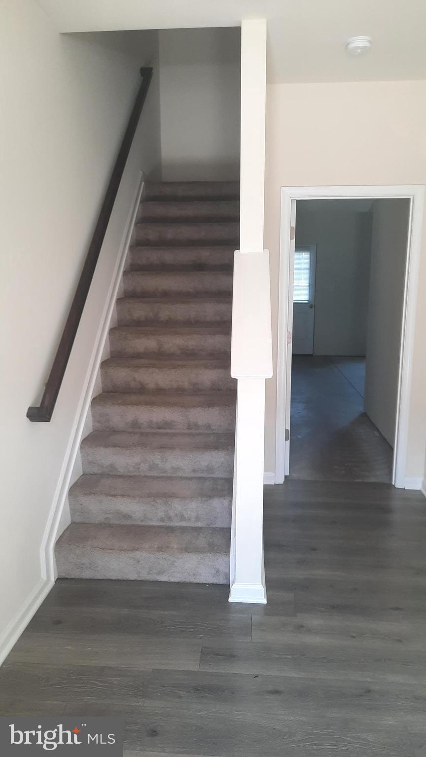 ADMIRALS QUAY - Residential Lease