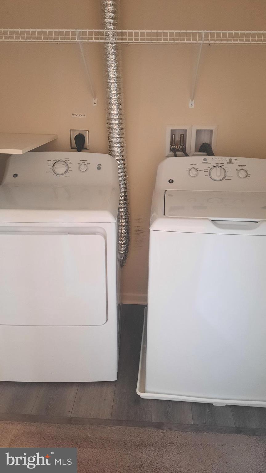 ADMIRALS QUAY - Residential Lease