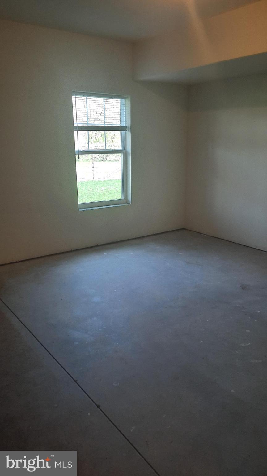 ADMIRALS QUAY - Residential Lease