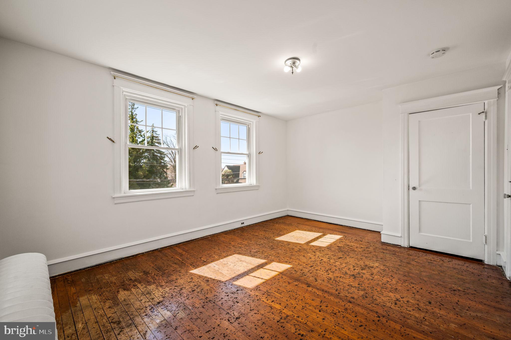 LANSDOWNE - Residential