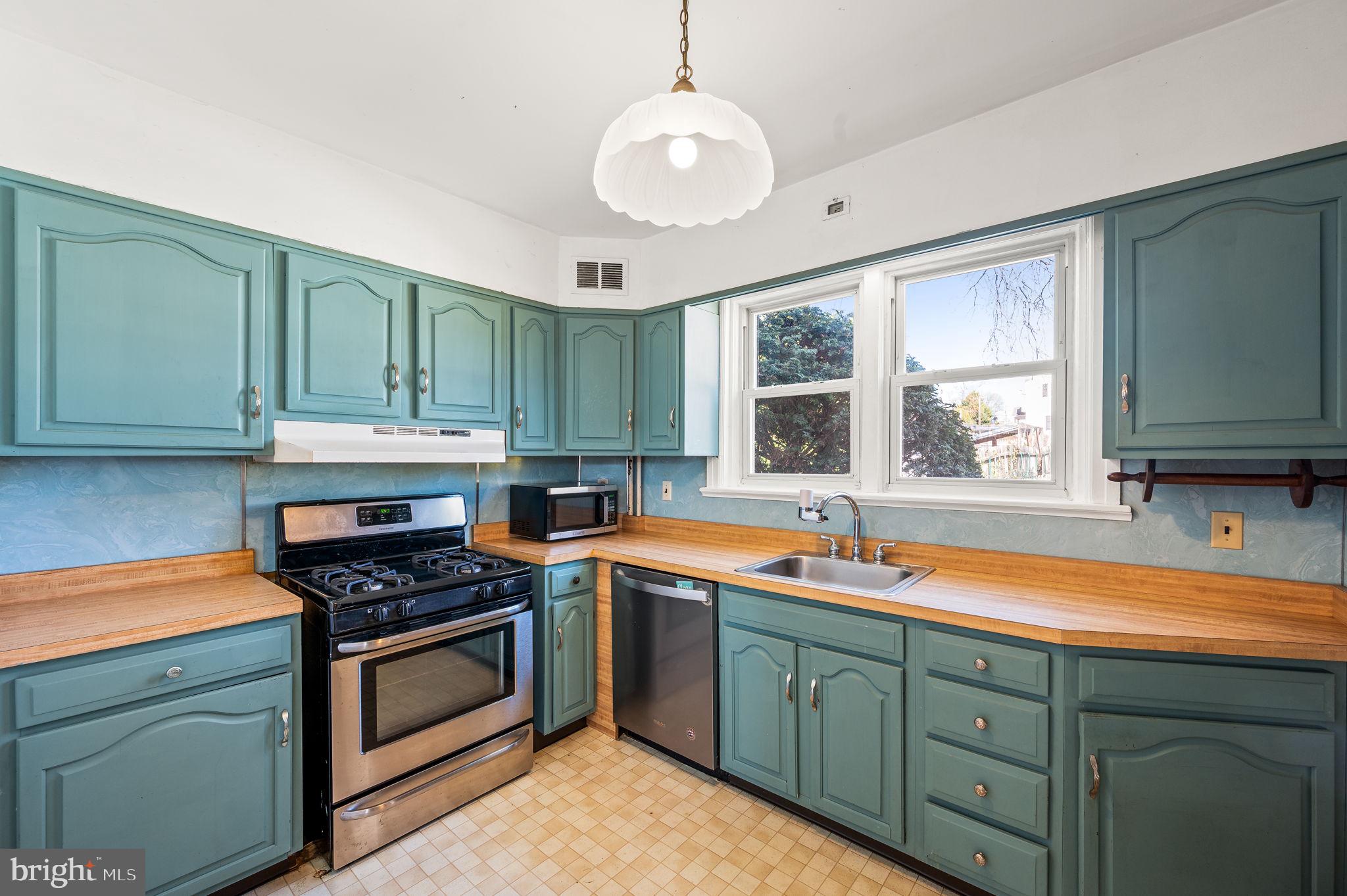 LANSDOWNE - Residential