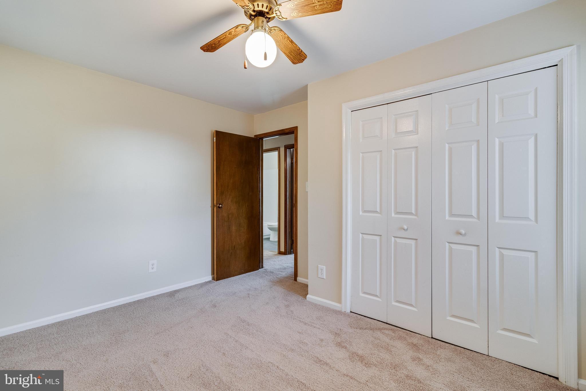 NEWTOWN ESTATES - Residential Lease