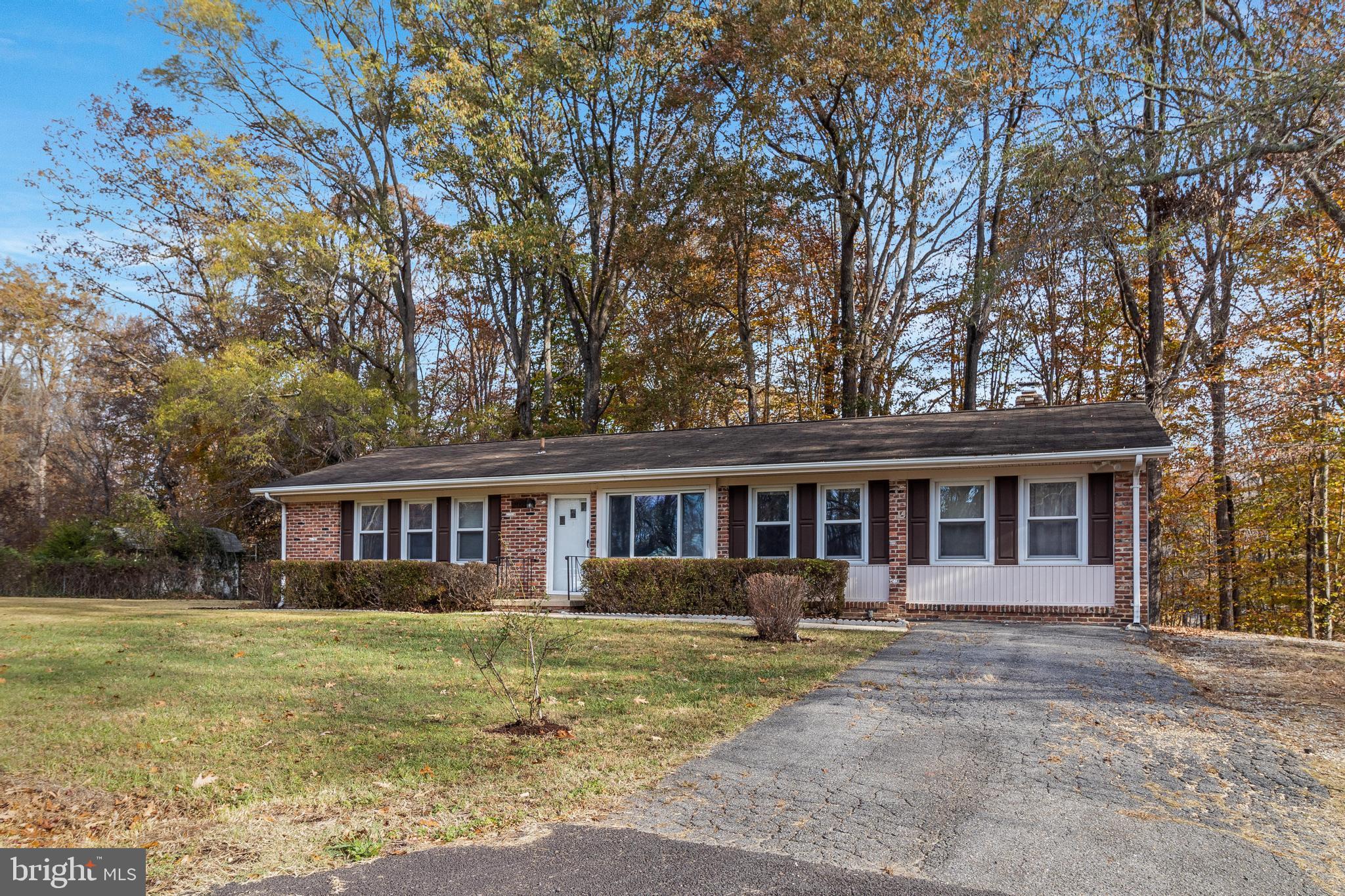 NEWTOWN ESTATES - Residential Lease