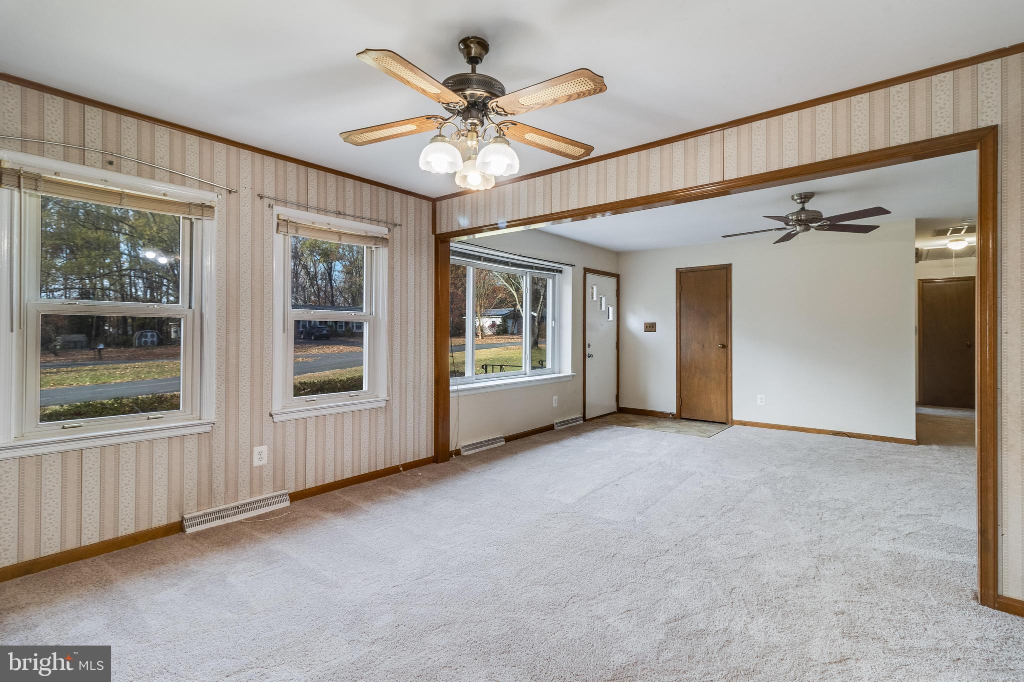 NEWTOWN ESTATES - Residential Lease