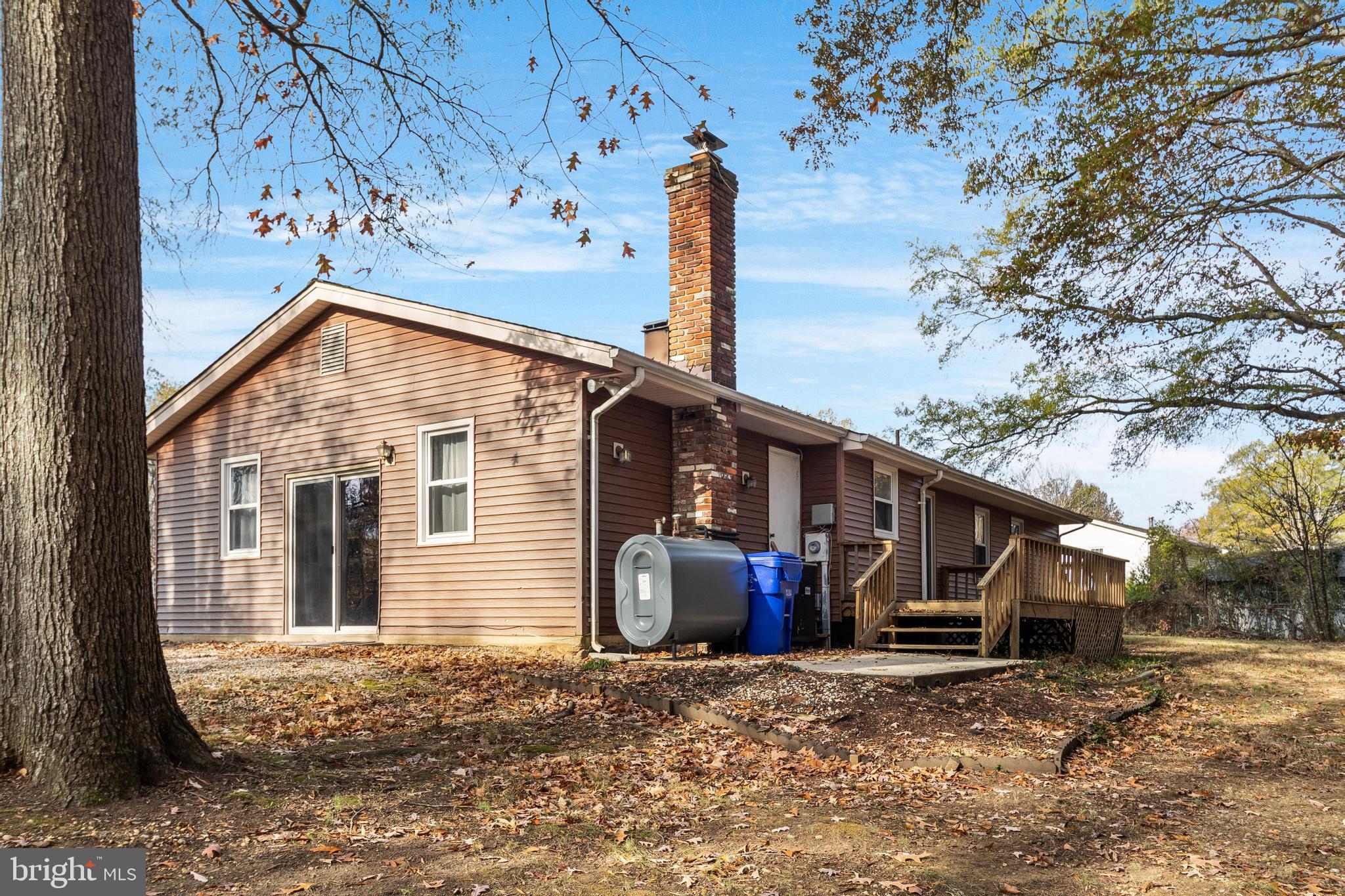 NEWTOWN ESTATES - Residential Lease