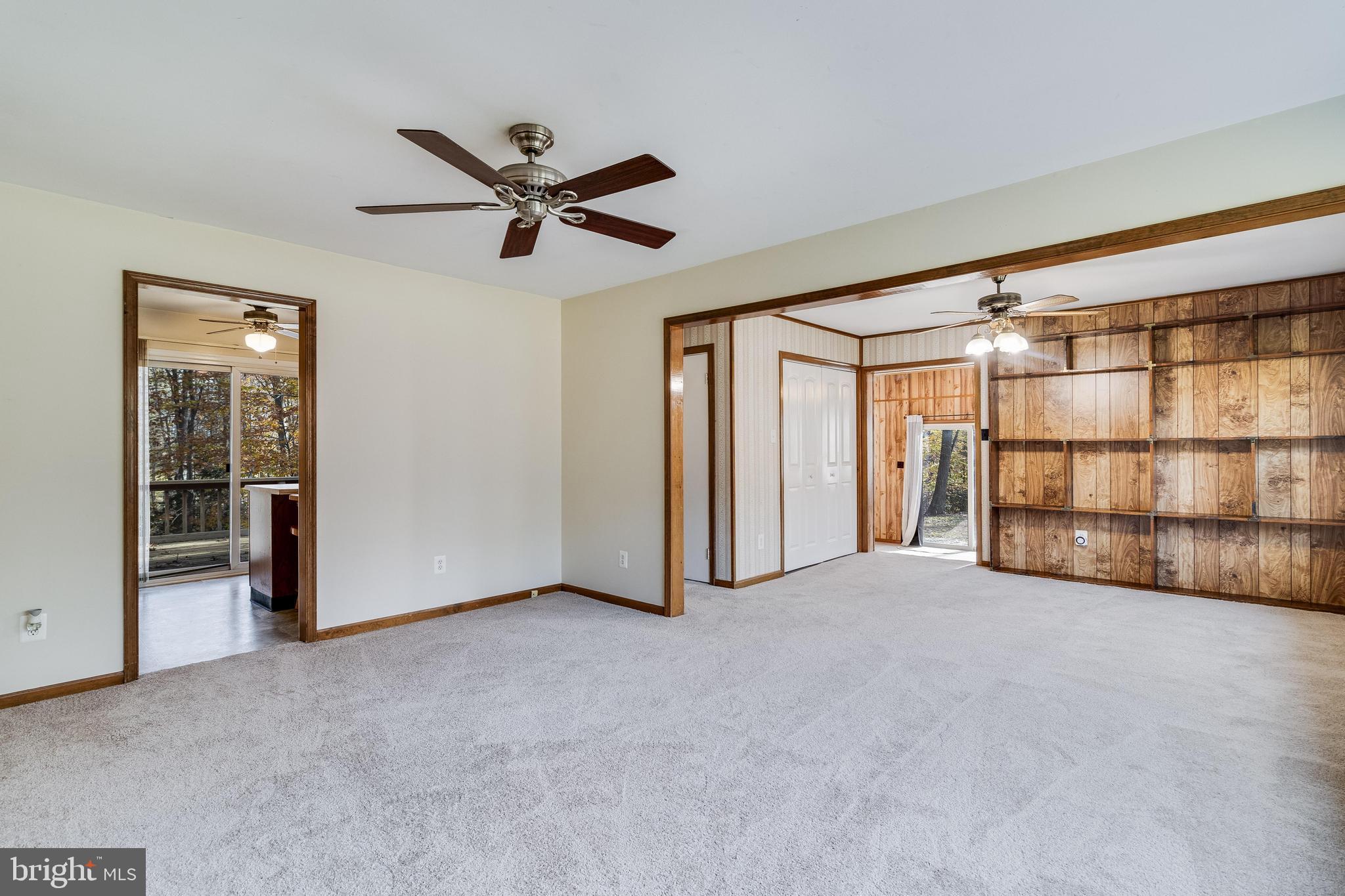 NEWTOWN ESTATES - Residential Lease