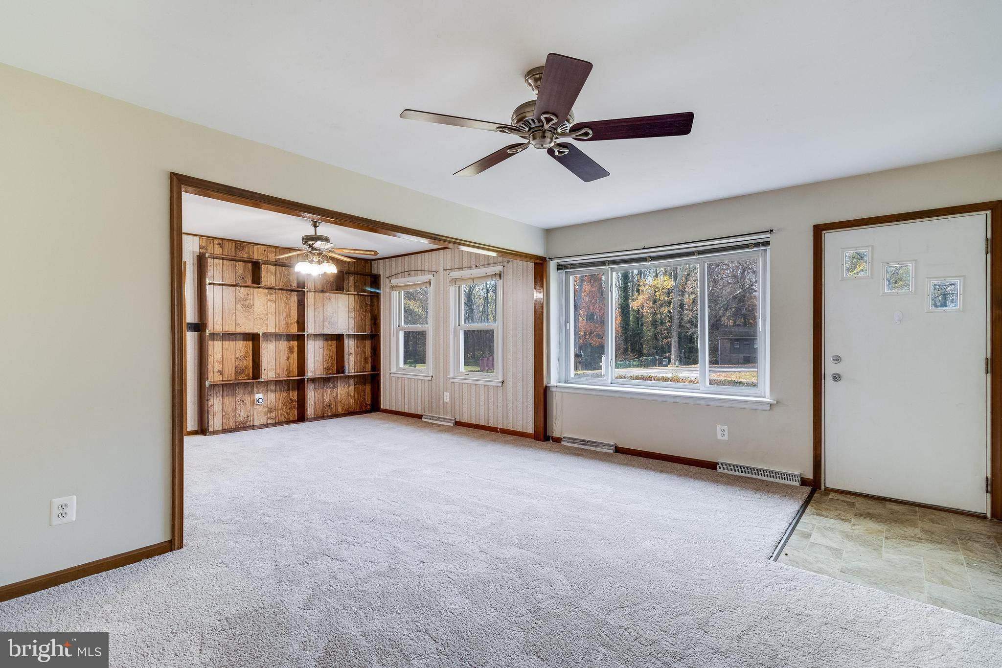 NEWTOWN ESTATES - Residential Lease