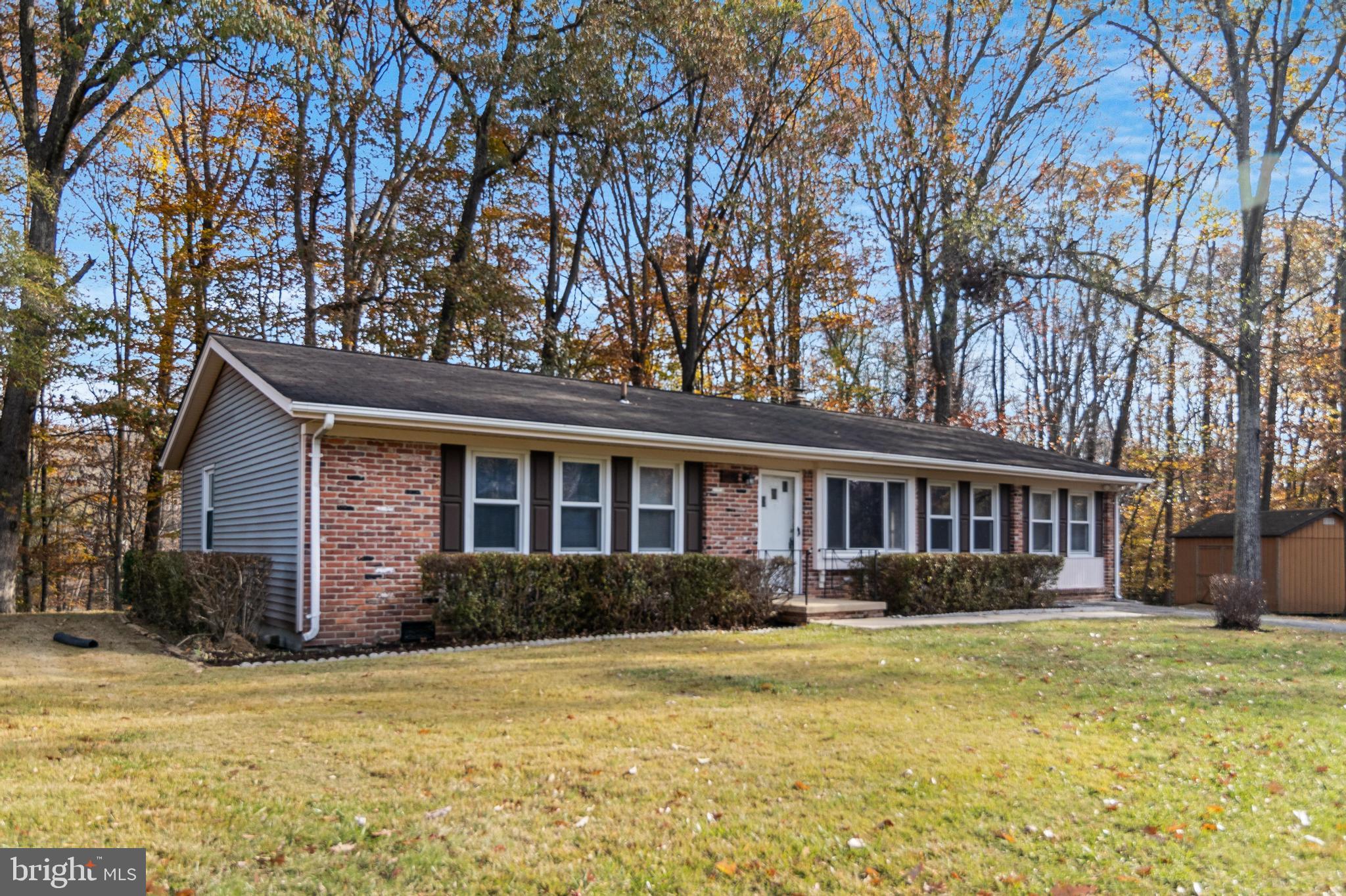 NEWTOWN ESTATES - Residential Lease