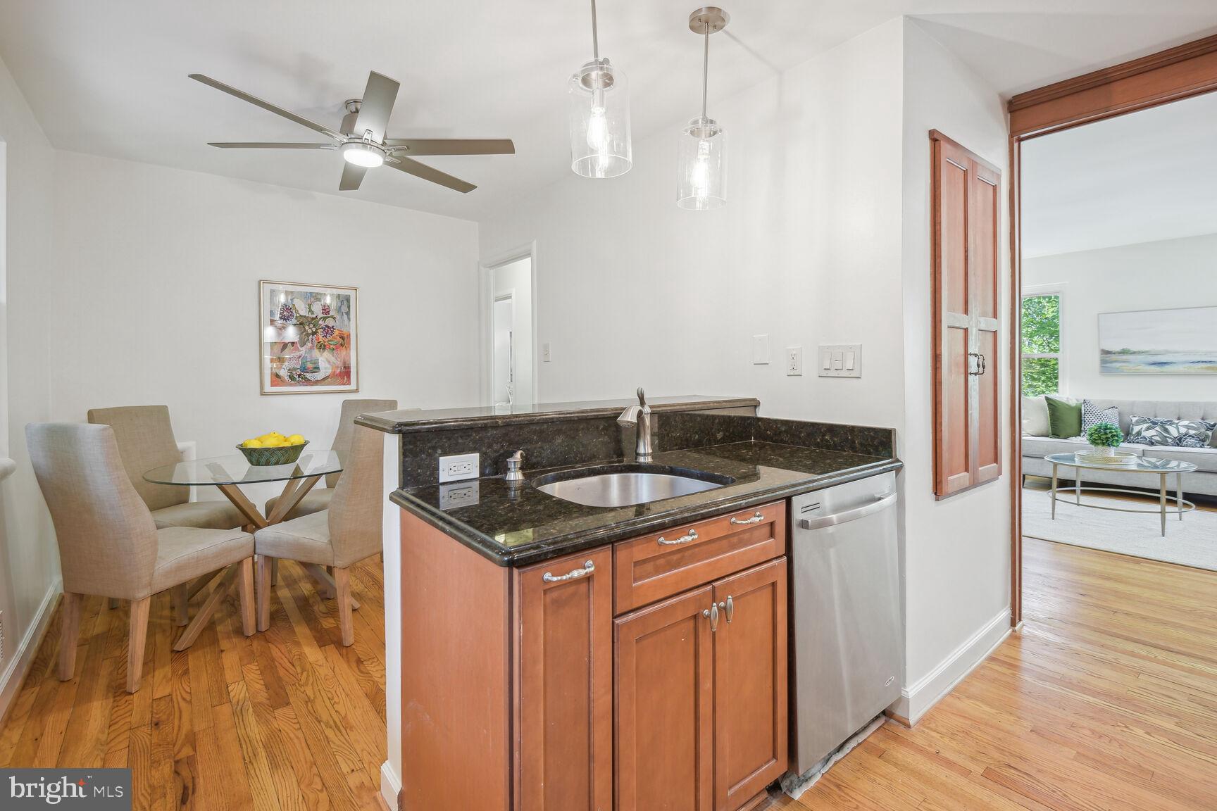 HOMEWOOD - Residential