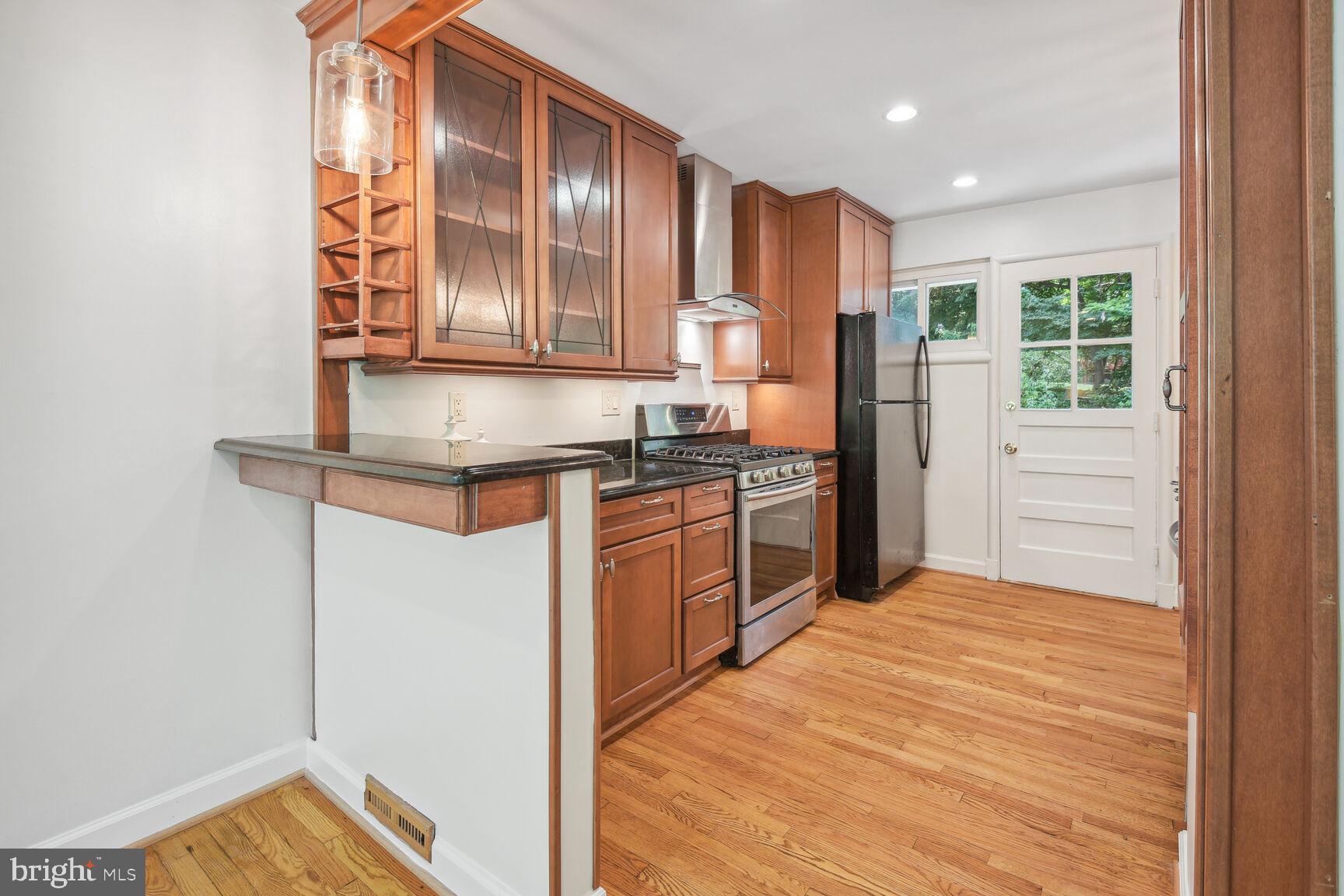 HOMEWOOD - Residential