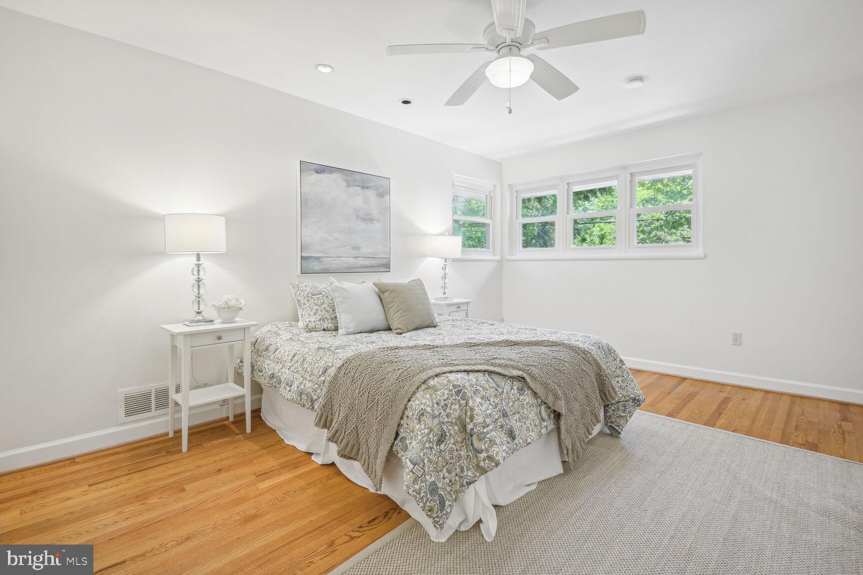 HOMEWOOD - Residential