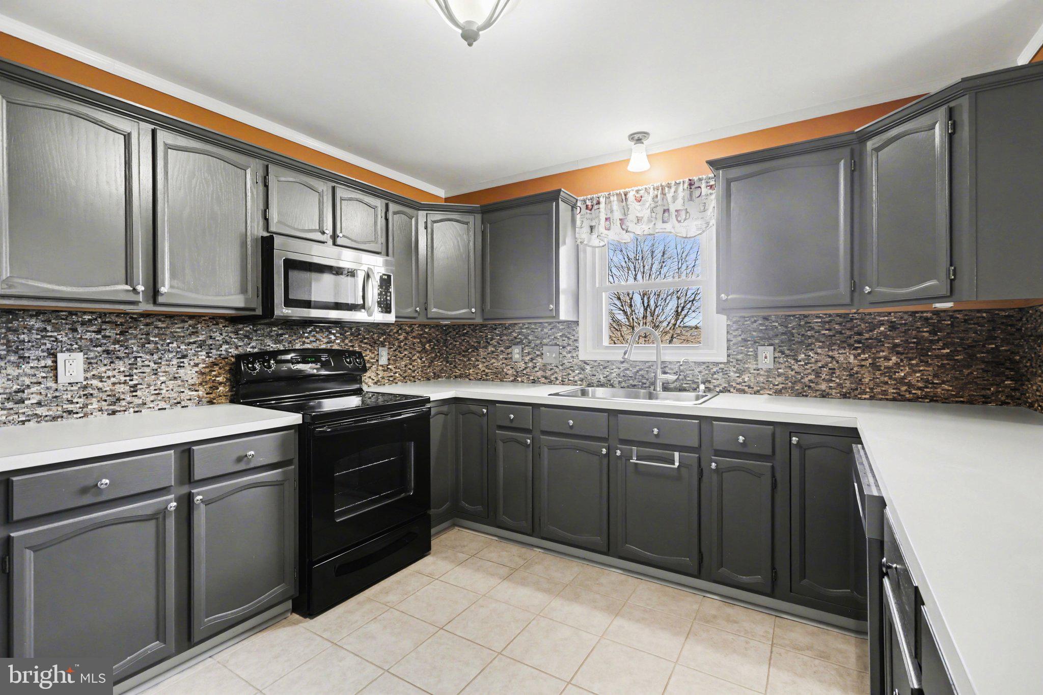 WOODRIDGE - Residential