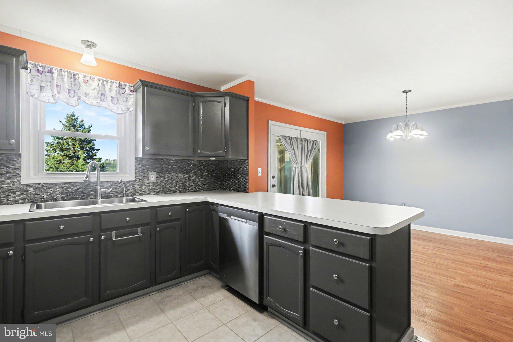 WOODRIDGE - Residential