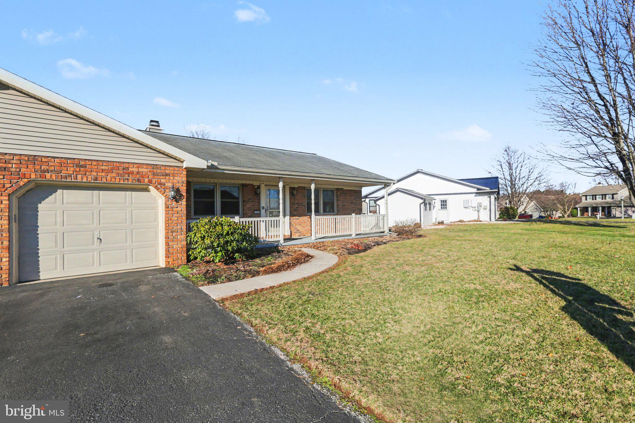 WOODRIDGE - Residential