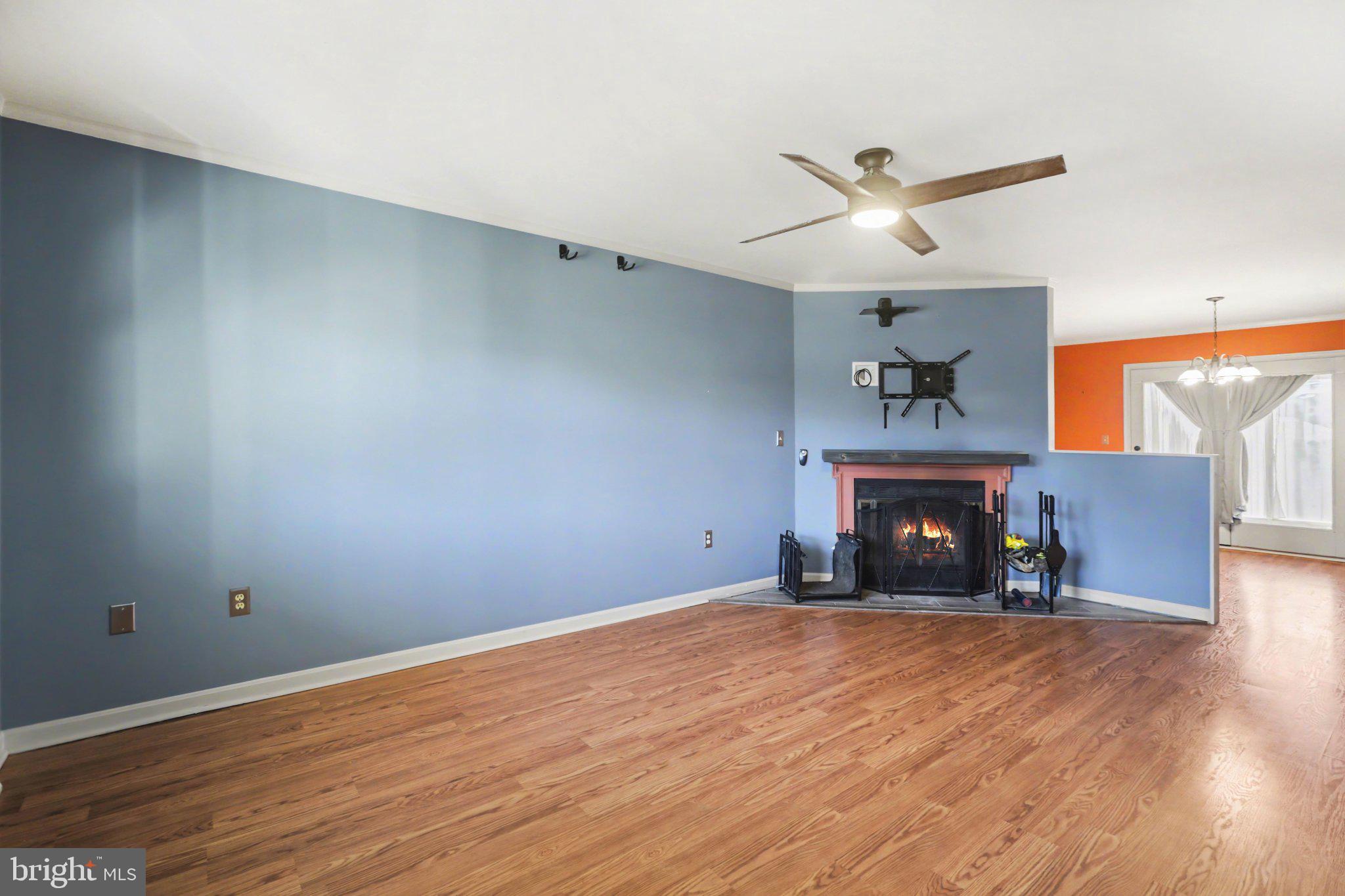 WOODRIDGE - Residential