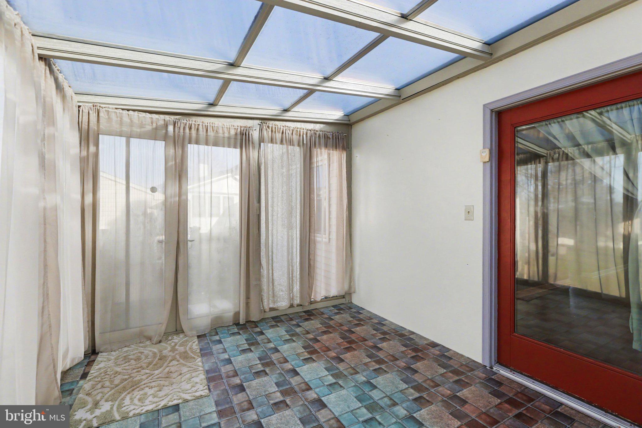 WOODRIDGE - Residential