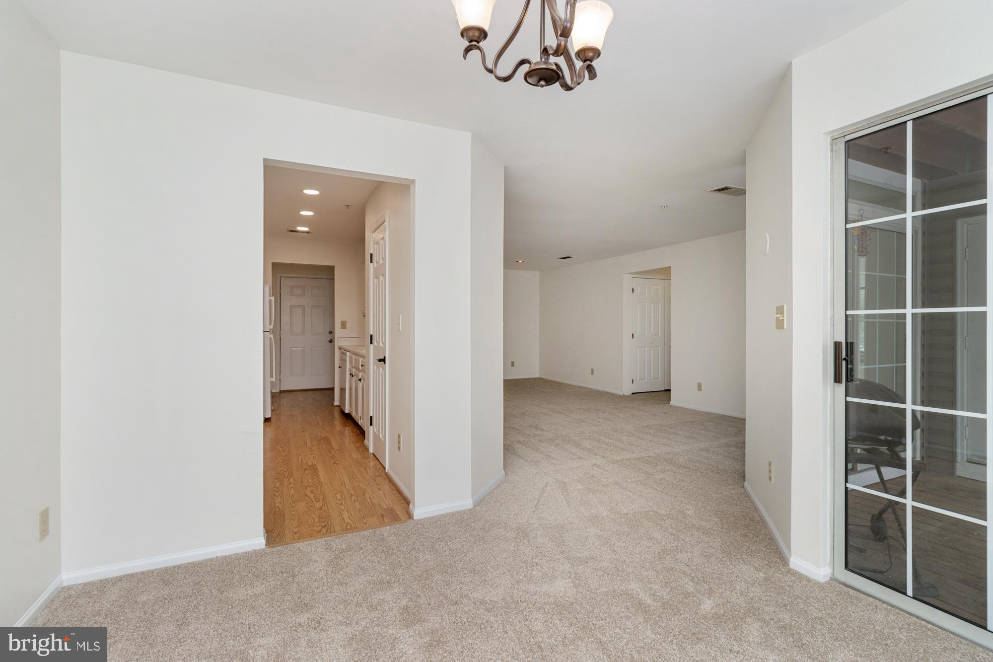 ENGLISH COUNTRY MANOR - Residential