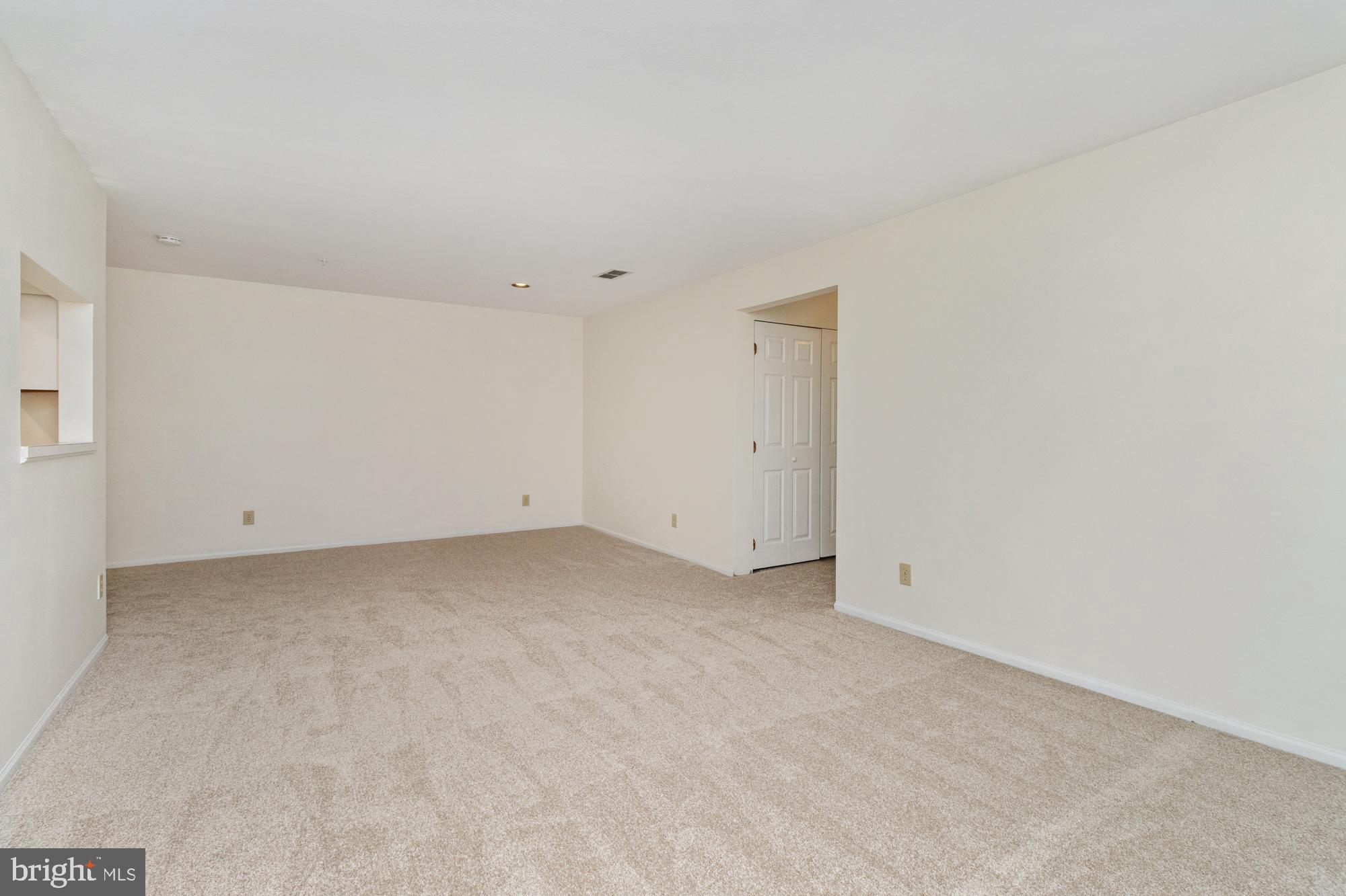 ENGLISH COUNTRY MANOR - Residential