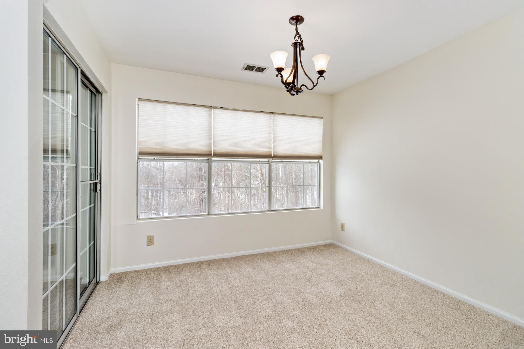 ENGLISH COUNTRY MANOR - Residential