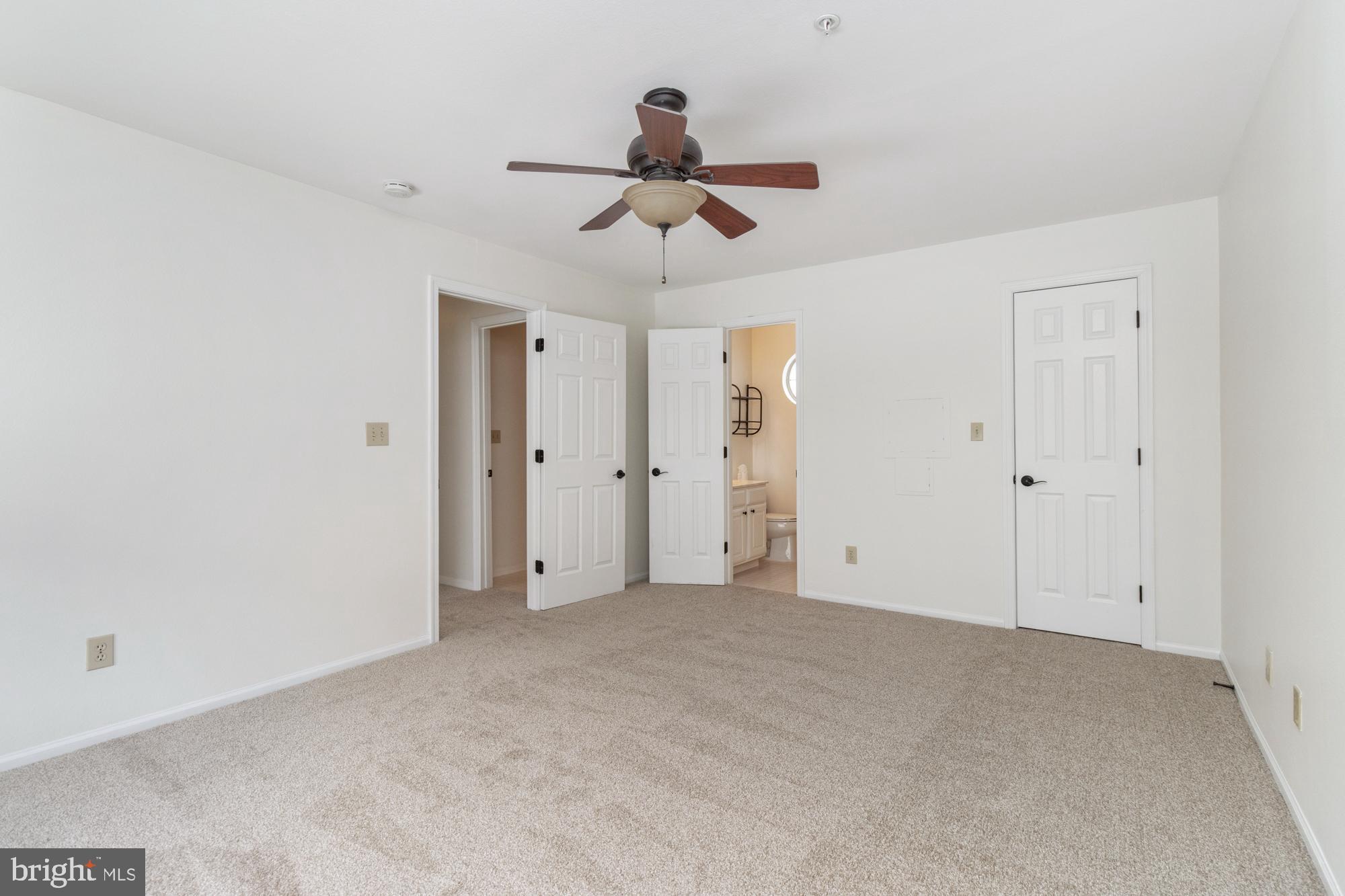 ENGLISH COUNTRY MANOR - Residential