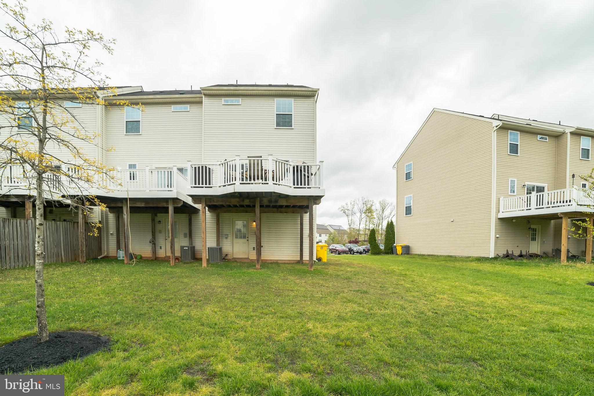 TANYARD SPRINGS - Residential Lease