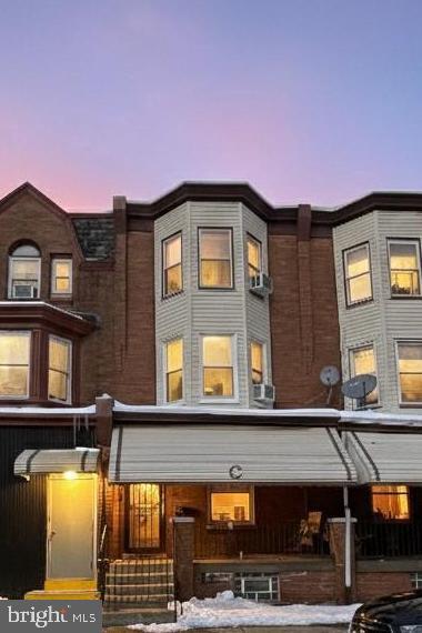 STRAWBERRY MANSION - Residential