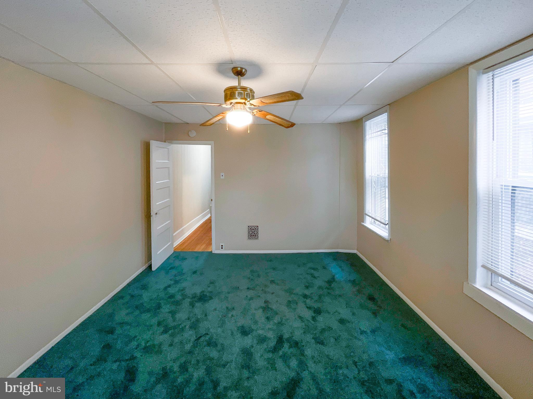 STRAWBERRY MANSION - Residential