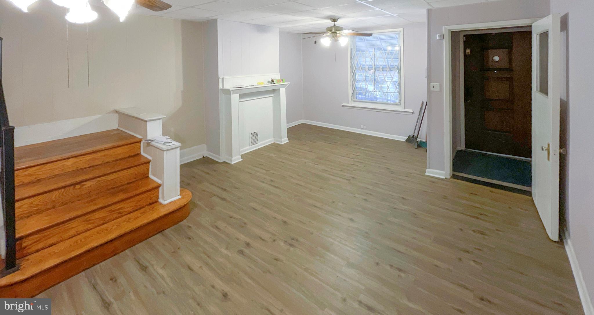 STRAWBERRY MANSION - Residential