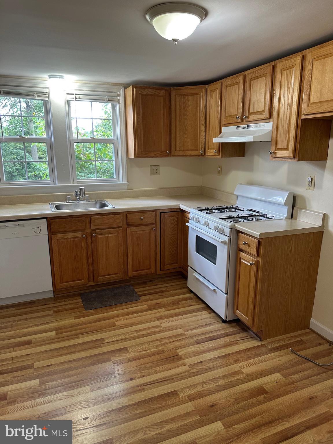 LIGON KNOLLS - Residential