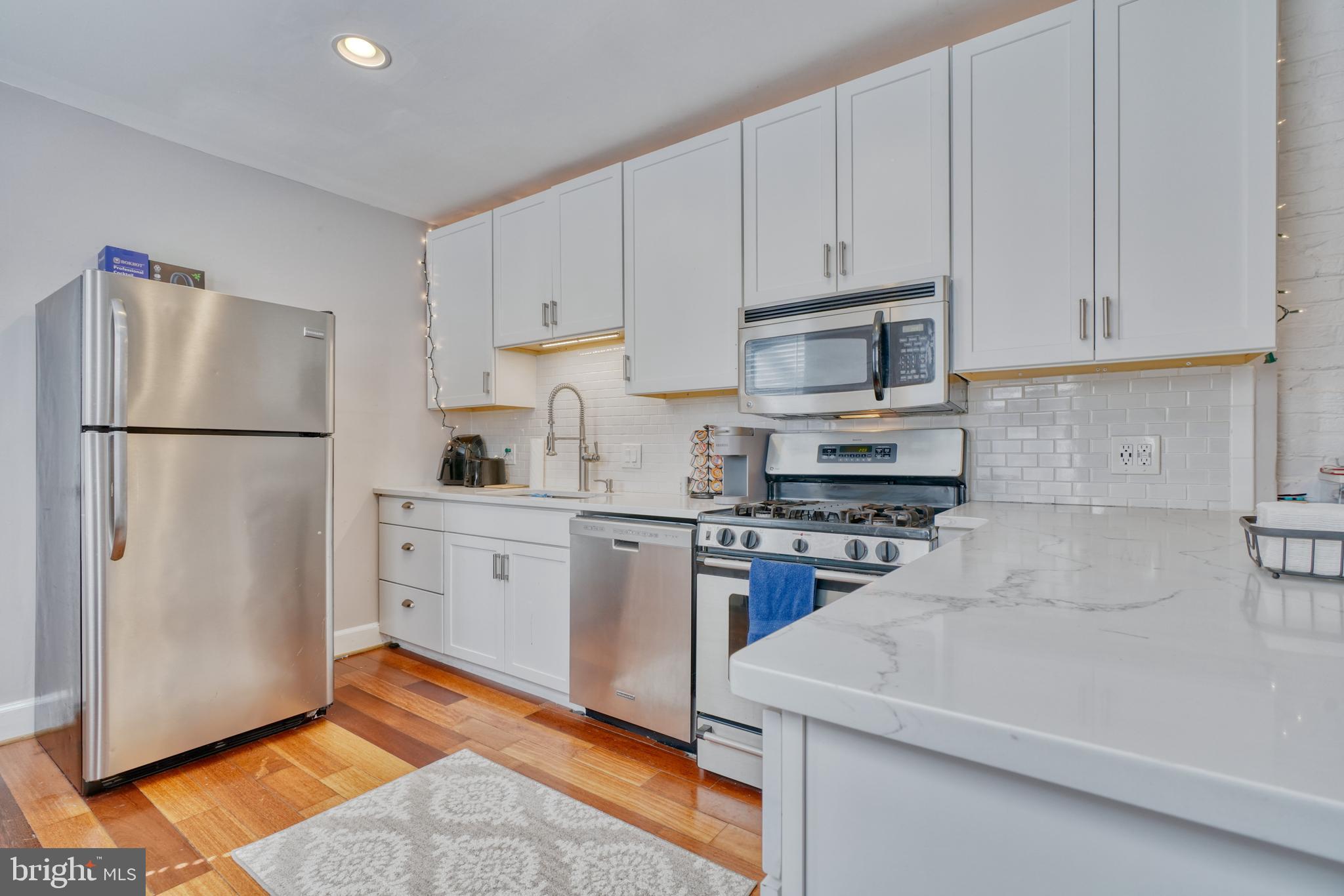 FEDERAL HILL HISTORIC DISTRICT - Residential Lease