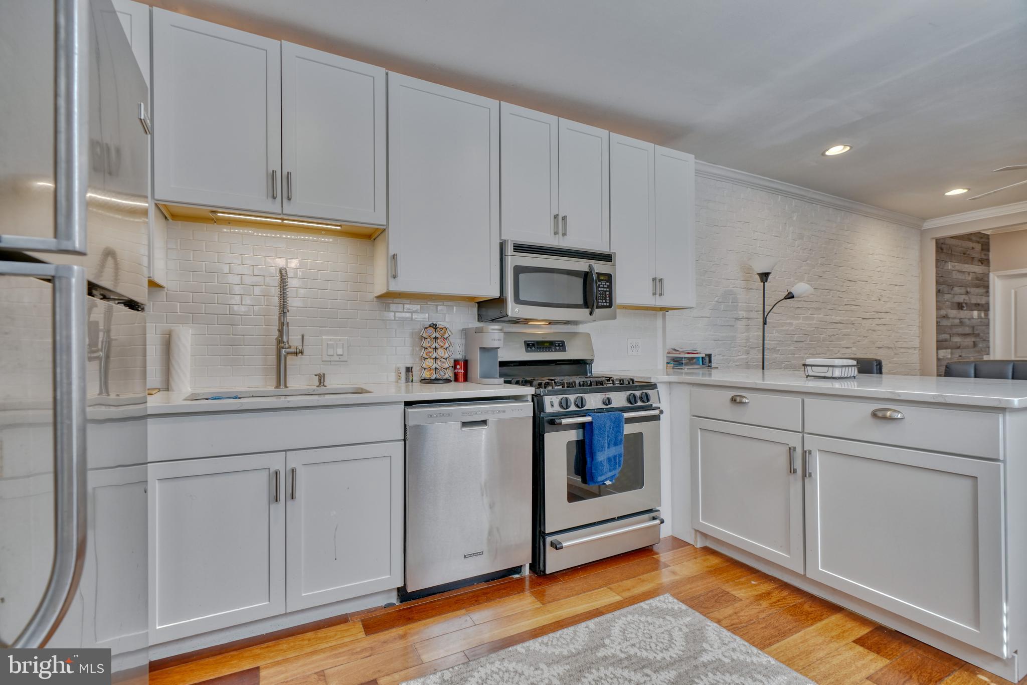 FEDERAL HILL HISTORIC DISTRICT - Residential Lease