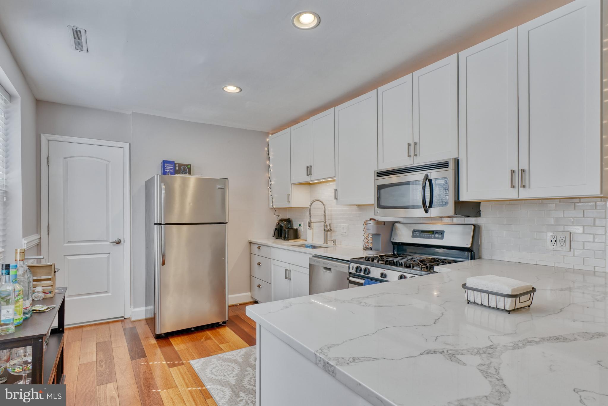 FEDERAL HILL HISTORIC DISTRICT - Residential Lease