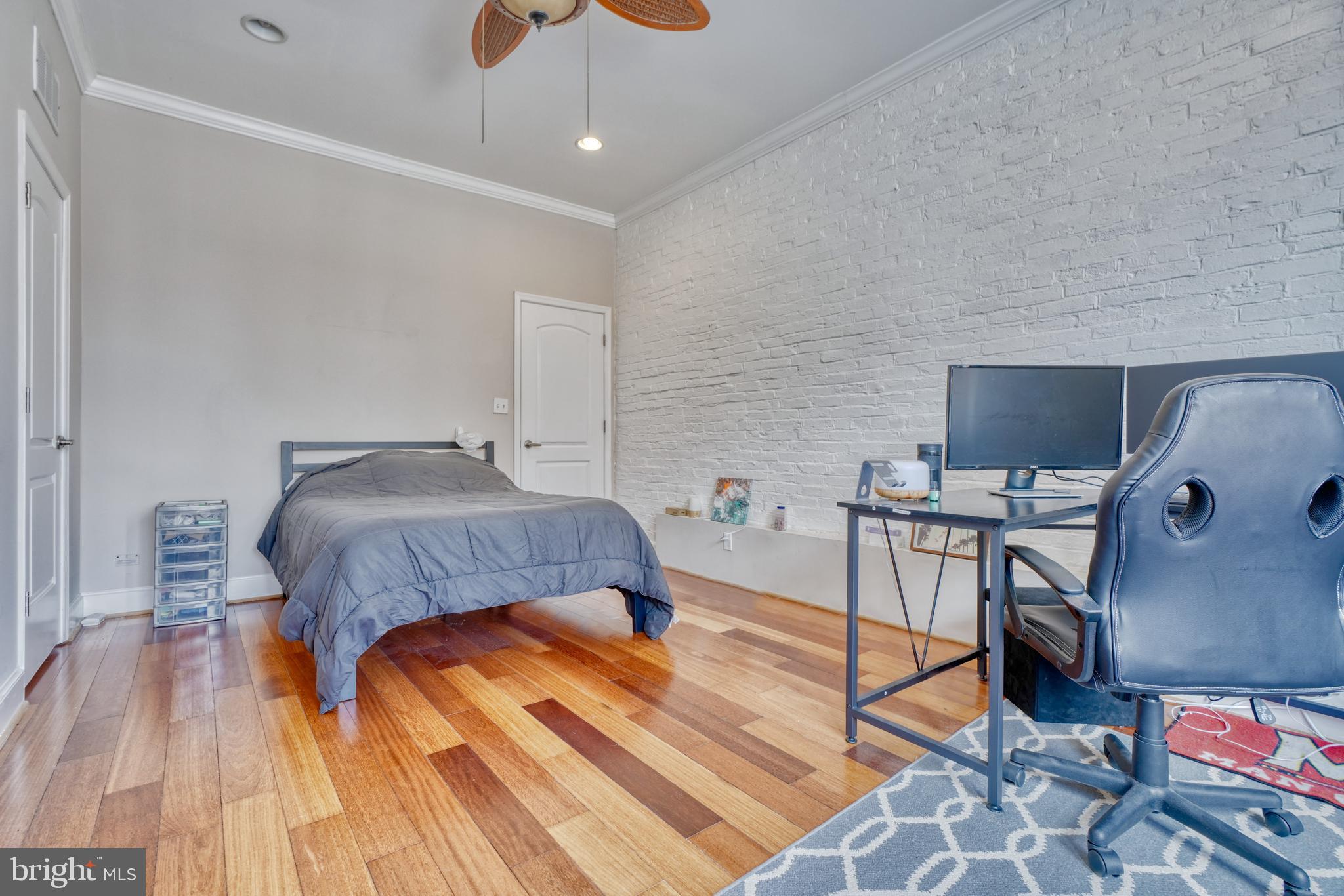 FEDERAL HILL HISTORIC DISTRICT - Residential Lease