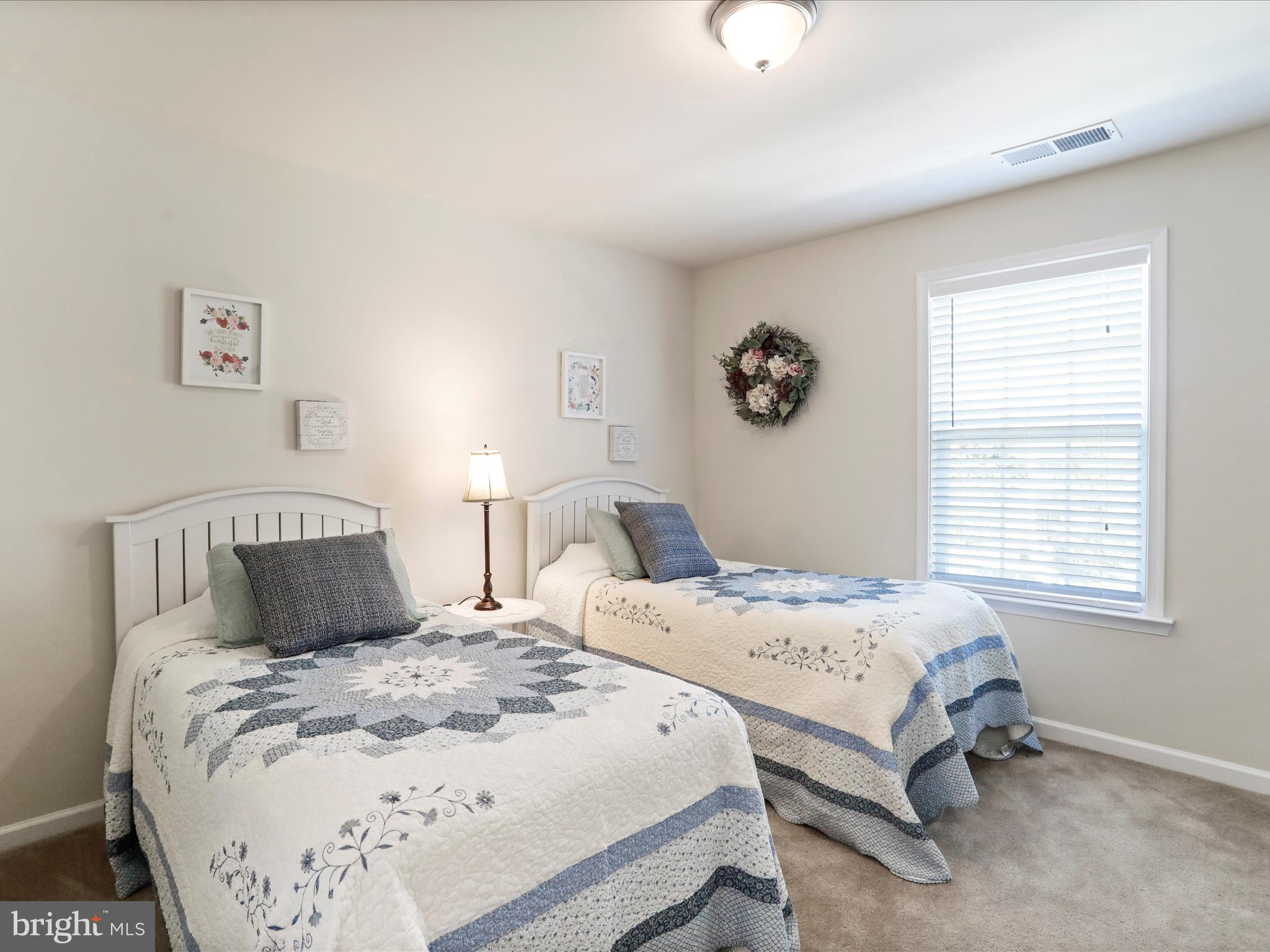 LAKELAND PLACE - Residential