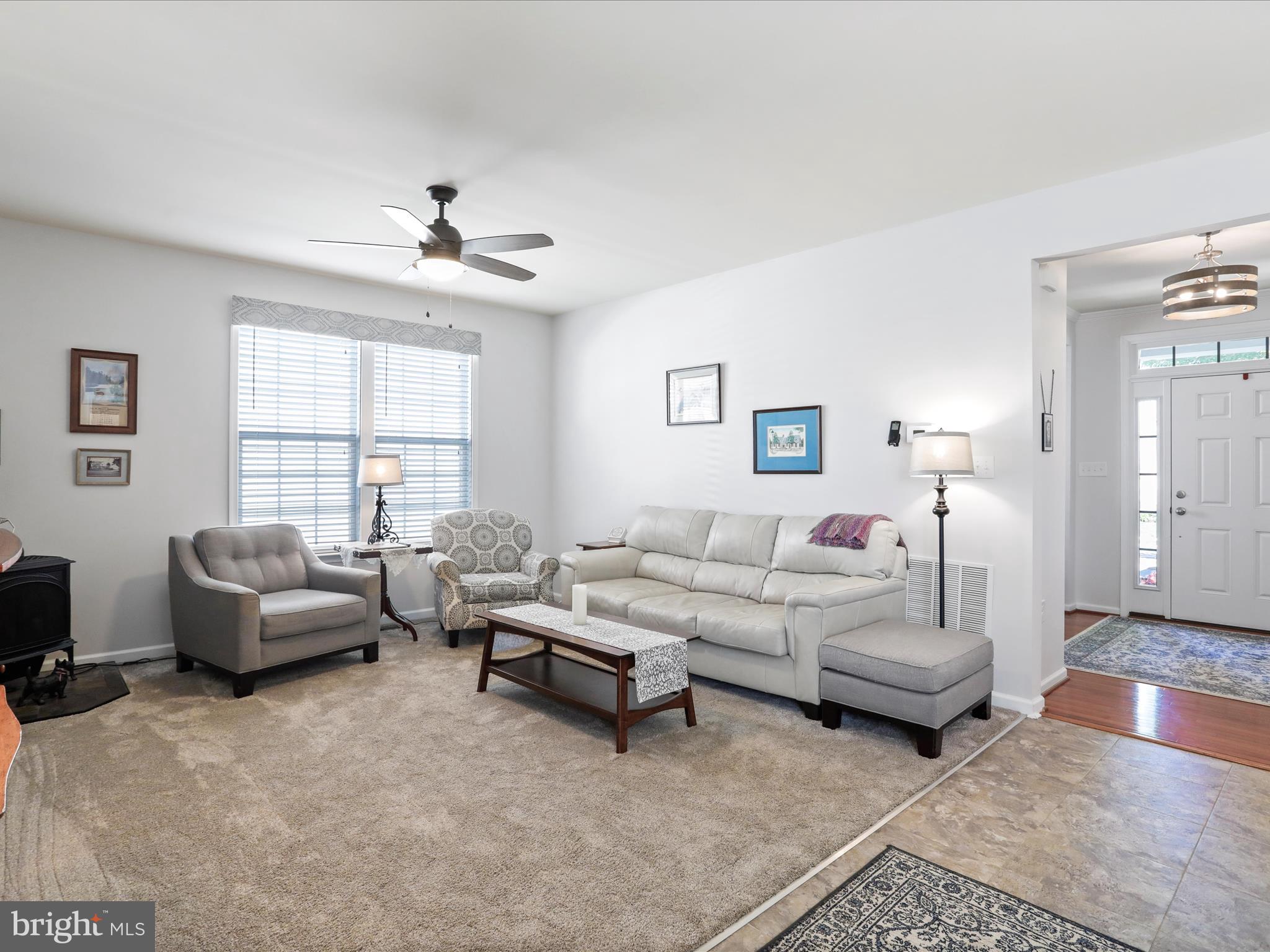 LAKELAND PLACE - Residential